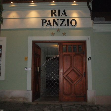 Bed and Breakfast Ria Panzio Ostrzyhom Zewnętrze zdjęcie