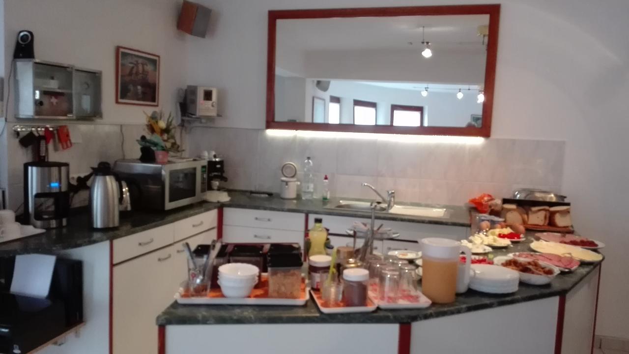 Bed and Breakfast Ria Panzio Ostrzyhom Zewnętrze zdjęcie