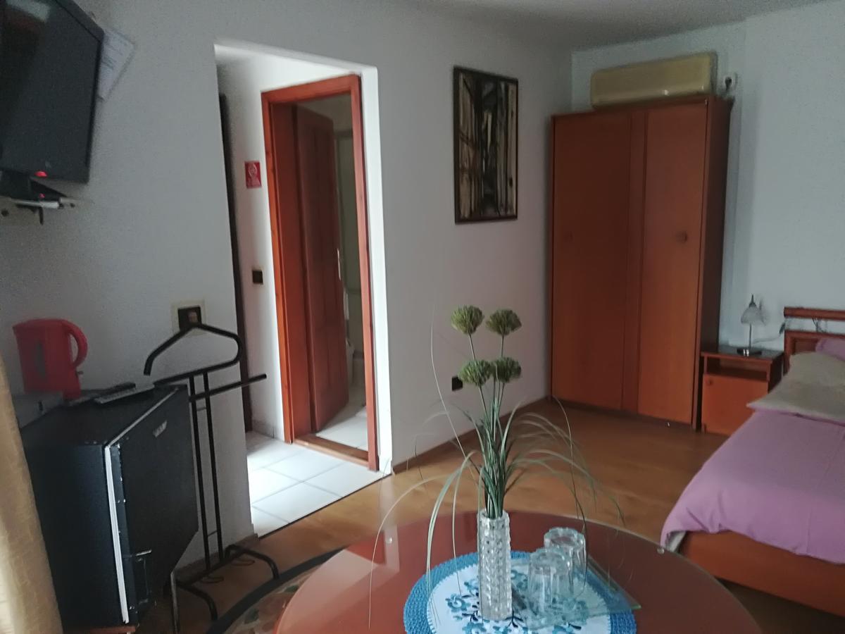 Bed and Breakfast Ria Panzio Ostrzyhom Zewnętrze zdjęcie